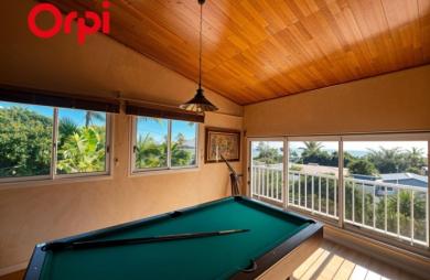Vente Maison 217m&sup2; 5 pièces Saint Gilles Les Hauts