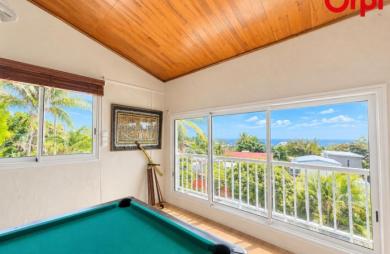 Vente Maison 217m&sup2; 5 pièces Saint Gilles Les Hauts