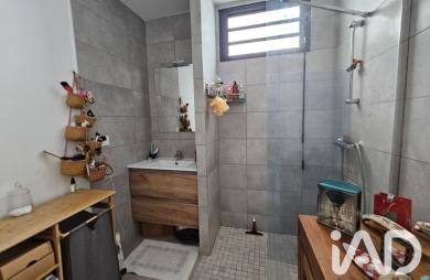 Vente Appartement 66m&sup2; 3 pièces Saint Gilles Les Hauts