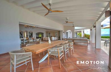 Propriété exclusive aux Terres Basses - Villa de 6 chambres vue mer avec une piscine d
