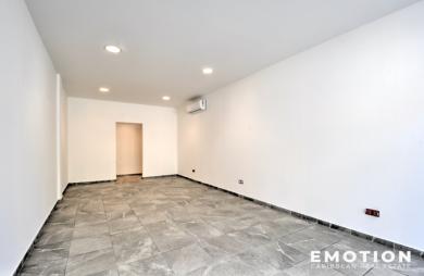 EMOTION REAL ESTATE - Local professionnel - 43m2