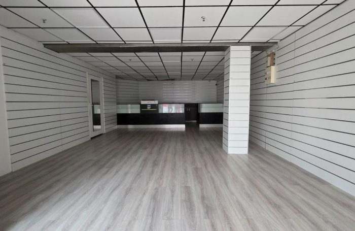 Location Local commercial 97232