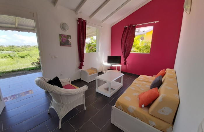 SAINT-FRANCOIS - CHARMANTE MAISON T3 MEUBLEE - SECTEUR CALME