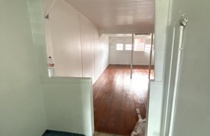 IMMEUBLE CENTRE VILLE DE POINTE A PITRE