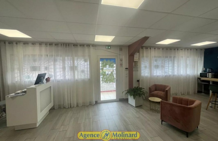 Location Local commercial 73m&sup2; Les Abymes