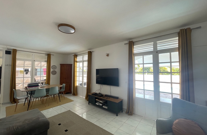 Vente Maison 200m² 5 pièces Les Abymes