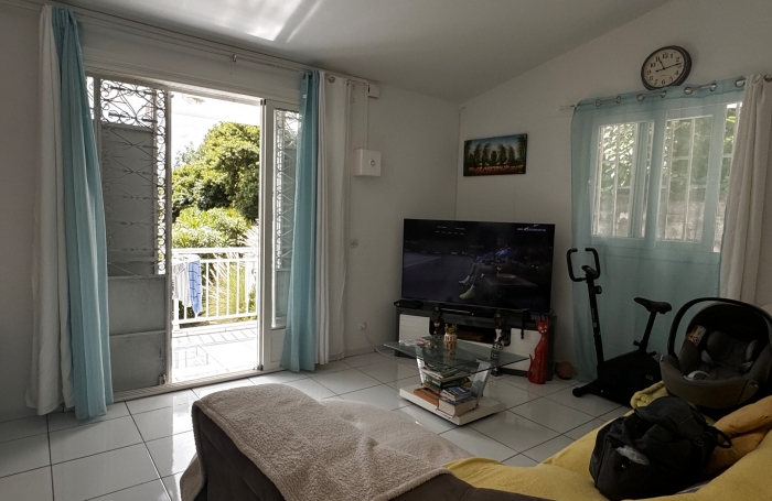 Maison composée de deux logements à Dugazon