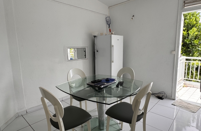 Maison composée de deux logements à Dugazon