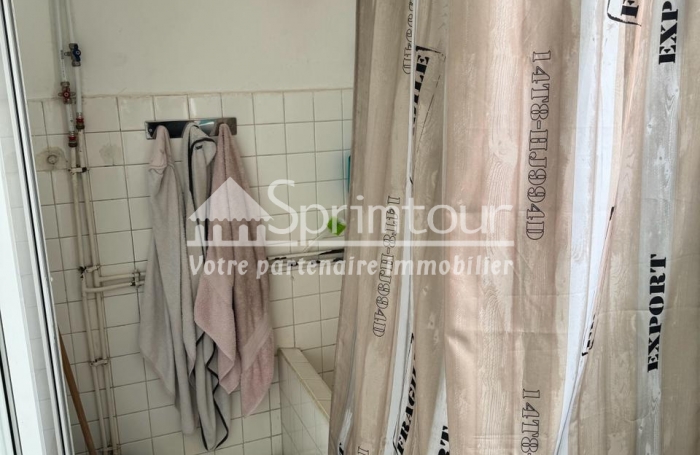 SAINT CLAUDE - Lot de 2 appartement T3 - Idéal investisseur