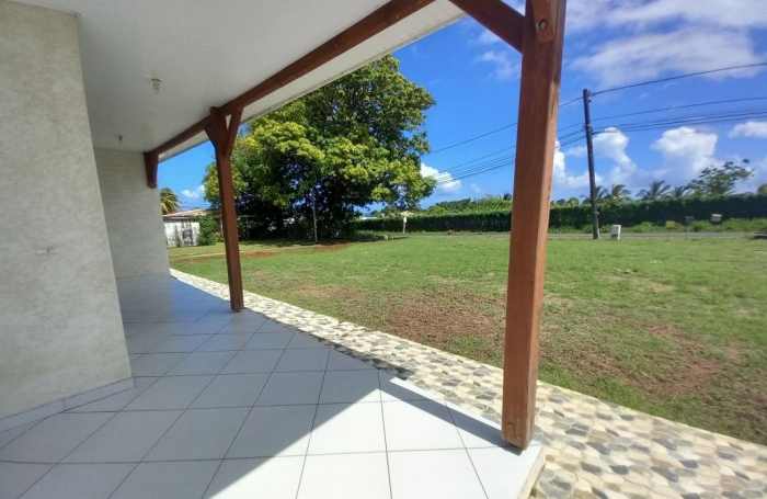 Location Maison 67m&sup2; 4 pi&#232;ces Capesterre Belle Eau