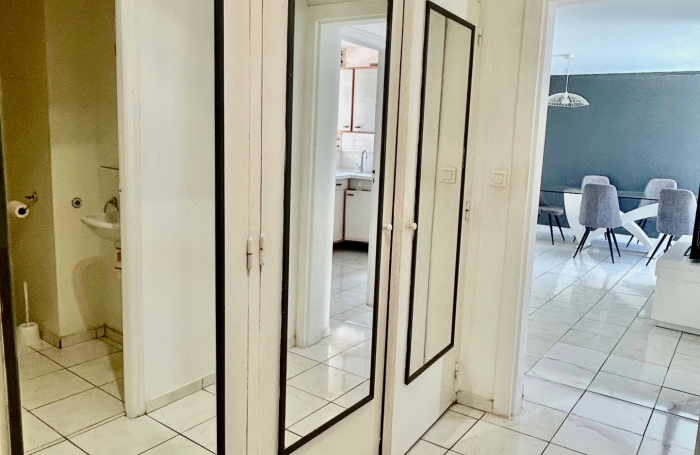 A VENDRE ! Appartement T3 avec terrasse de 38m2 &agrave; la Marina de Pointe-&agrave;-Pitre   Exclusivit&eacute;