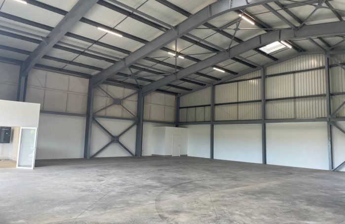 Location Entrepot 495m² Les Abymes
