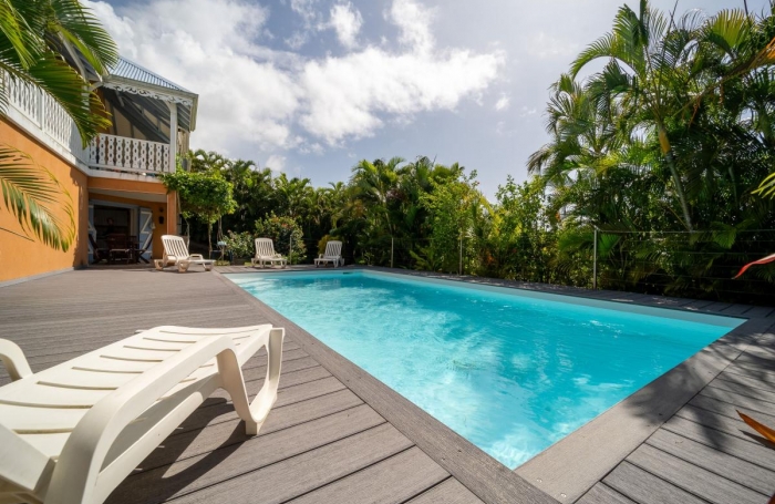 Vente Maison 163m&sup2; 8 pièces Sainte Rose