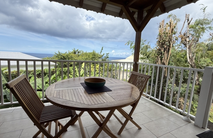 Opportunité :  Investissement Locatif Saisonnier Clés en Main ! Vue sur la mer et Montserrat.