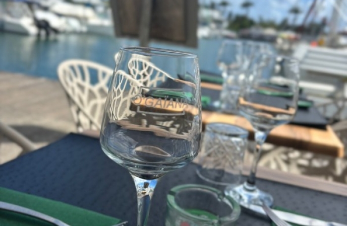 Vente Fonds de commerce 37m&sup2; 2 pi&#232;ces Saint François