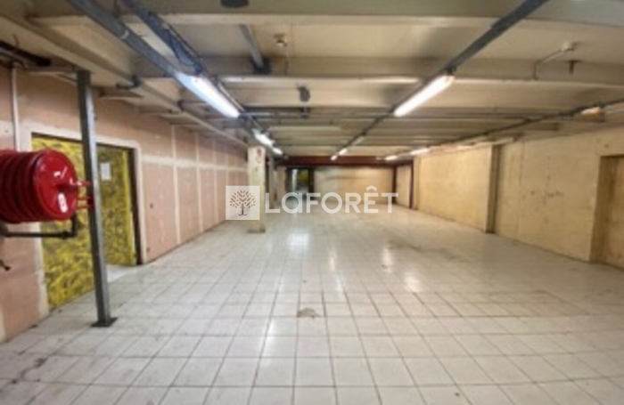 Vente Local commercial 