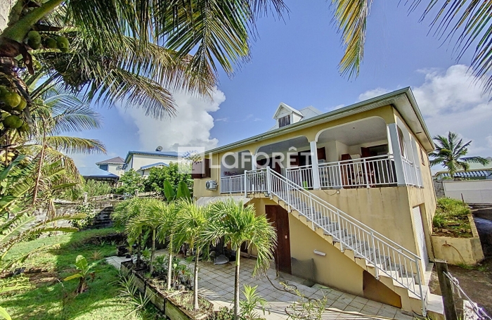 Vente Maison 97m&sup2; 5 pi&egrave;ces Le Moule