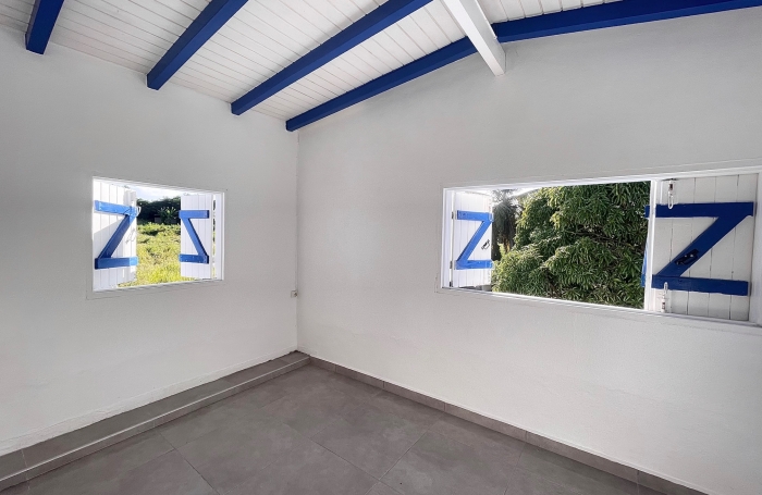 2 Pièces - Sainte-Anne