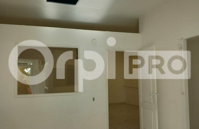 Local Commercial Basse Terre