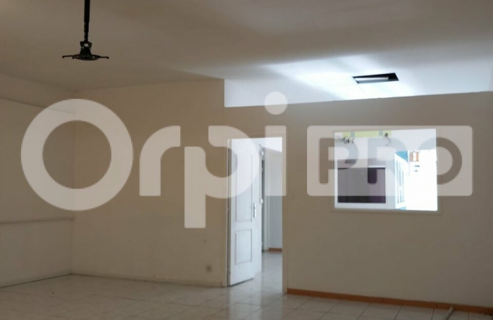 Local Commercial Basse Terre