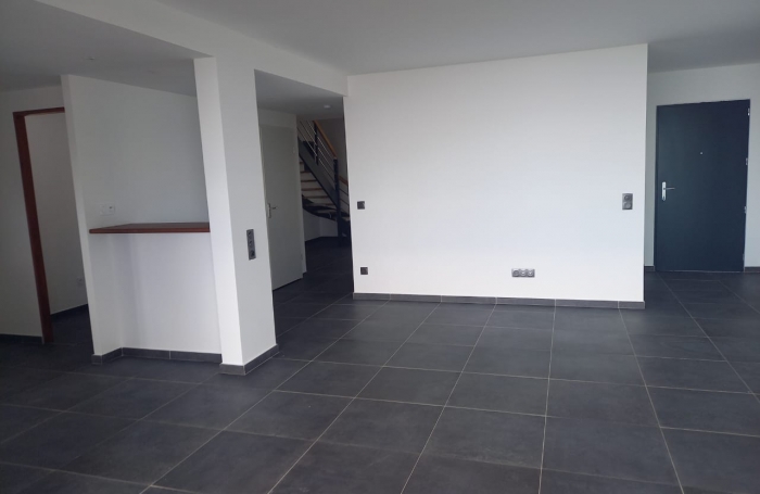 VIEUX FORT : Résidence La Rose Des Vents,  Le Sextant, T4 DPLEX + Bureau No13