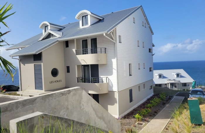 VIEUX FORT : Résidence La Rose Des Vents, Les Voiles, T4 DPLEX + Bureau No55