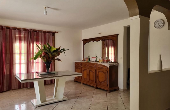 Vente Maison 278m&sup2; 7 pi&#232;ces Gourbeyre