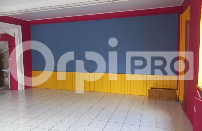 A LOUER - Local Professionnel ou Commercial - Basse Terre