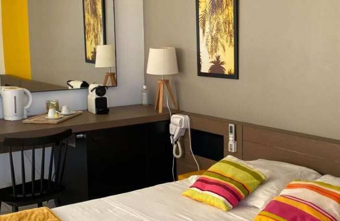 Saint-Fran&ccedil;ois : appartement dernier &eacute;tage balcon en vente