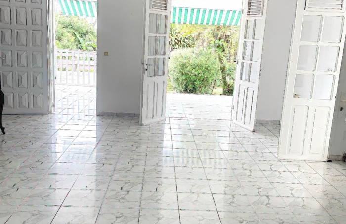 Maison individuelle à Lamentin (97129)   Un havre de paix à la campagne