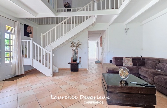 Vente Maison 200m&sup2; 5 pi&#232;ces Saint Claude