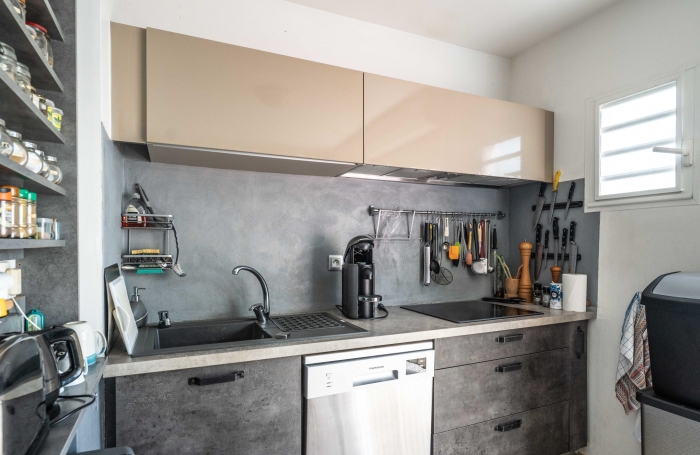 Beau T3 en duplex   Centre Marina, résidence sécurisée avec piscine