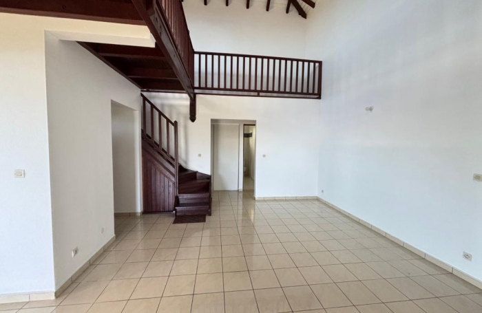 Vente Maison 123.66m&sup2; 4 pi&#232;ces Saint Claude