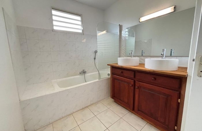 Vente Maison 123.66m&sup2; 4 pi&#232;ces Saint Claude