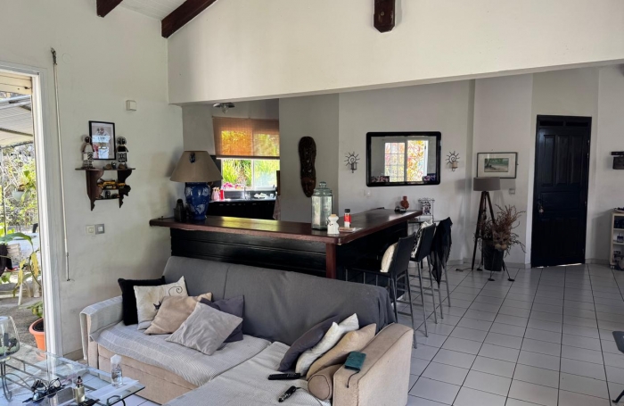 GOURBEYRE - VILLA EXCEPTIONNELLE VUE MER + PISCINE