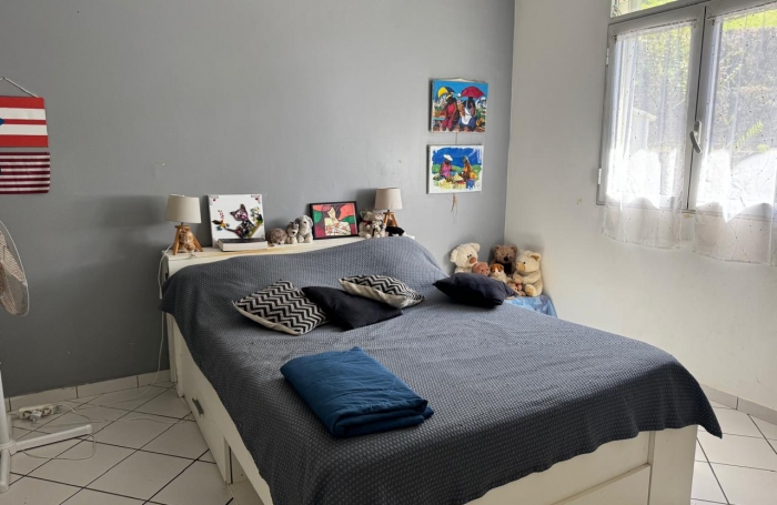 GOURBEYRE - VILLA EXCEPTIONNELLE VUE MER + PISCINE