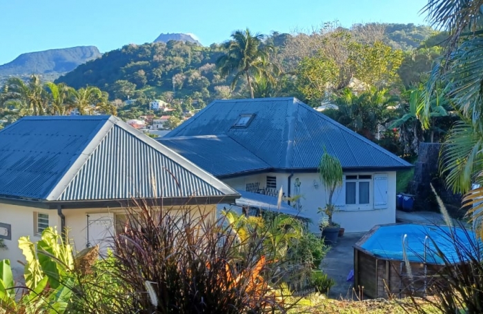 GOURBEYRE - VILLA EXCEPTIONNELLE VUE MER + PISCINE