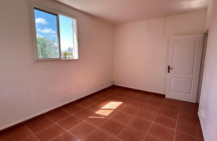 Vente Maison 81.85m&sup2; 4 pi&#232;ces Le Moule