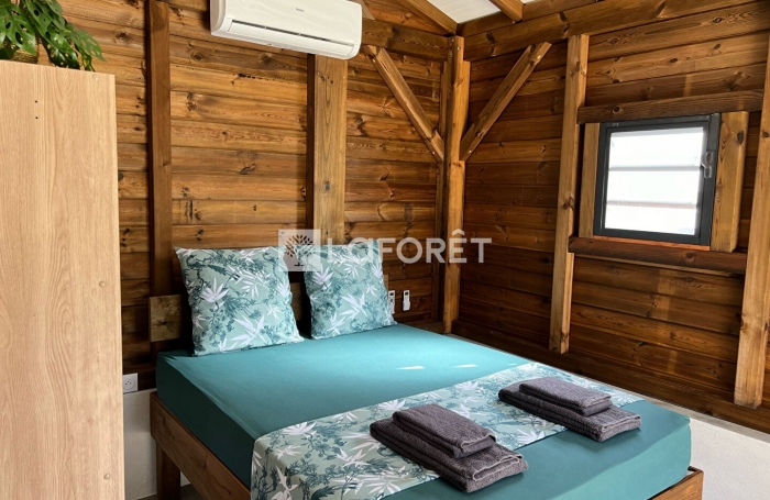 Vente Maison 232m&sup2; 9 pi&egrave;ces Lamentin