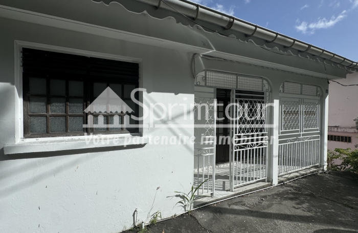 Location Maison 97125