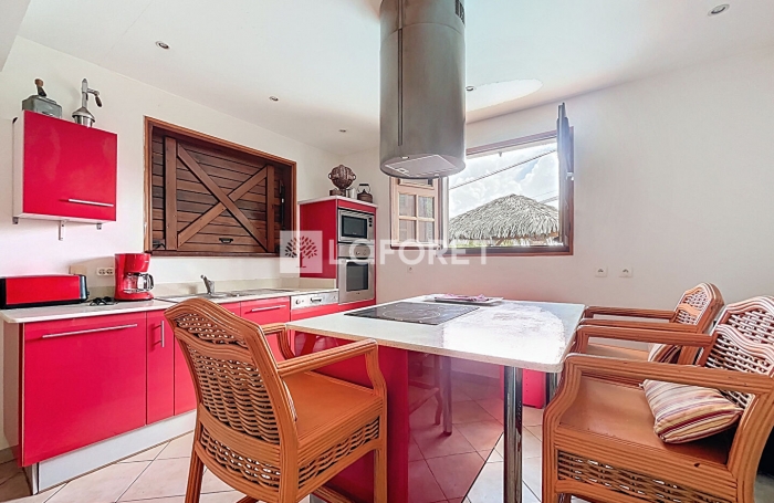 Vente Maison 272.69m&sup2; 15 pi&egrave;ces Le Moule