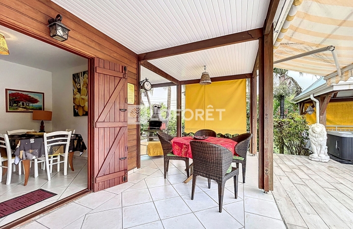 Vente Maison 272.69m&sup2; 15 pi&egrave;ces Le Moule