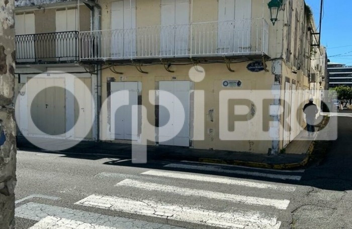 VENTE - Local commercial 150 m² Basse Terre