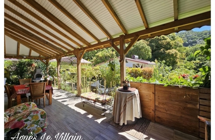 Vente Maison 112m&sup2; 6 pi&#232;ces Pointe-Noire