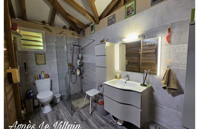 Vente Maison 112m&sup2; 6 pi&#232;ces Pointe-Noire