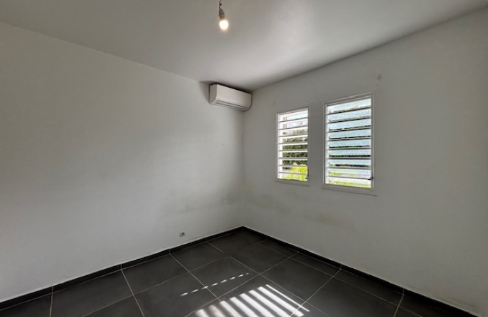 Appartement trois pièces sur Saint-François