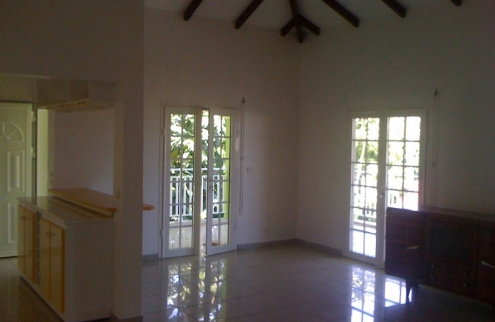 Vente Maison 212m&sup2; 7 pi&#232;ces Sainte Anne