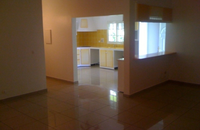 Vente Maison 212m&sup2; 7 pi&#232;ces Sainte Anne