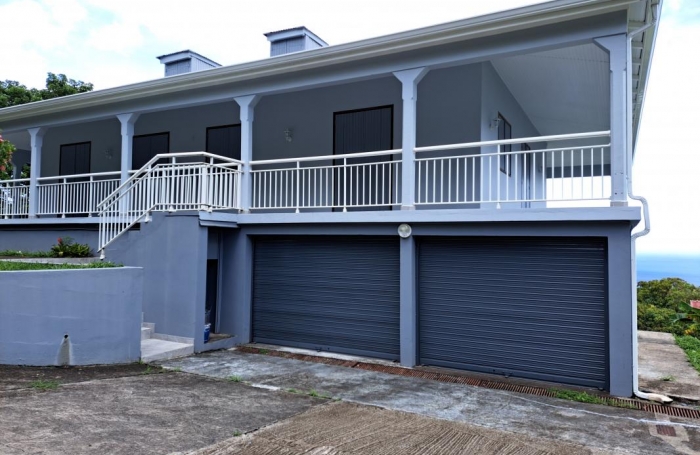 Vente Maison 225m&sup2; 7 pièces Bouillante