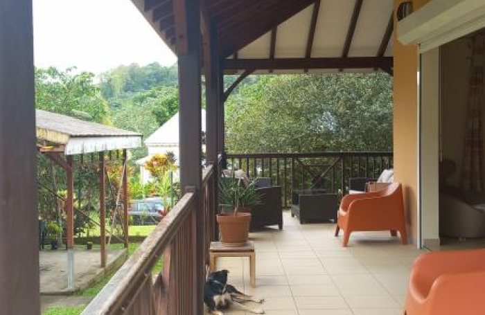 Vente Maison 107m&sup2; 4 pi&#232;ces Sainte Rose